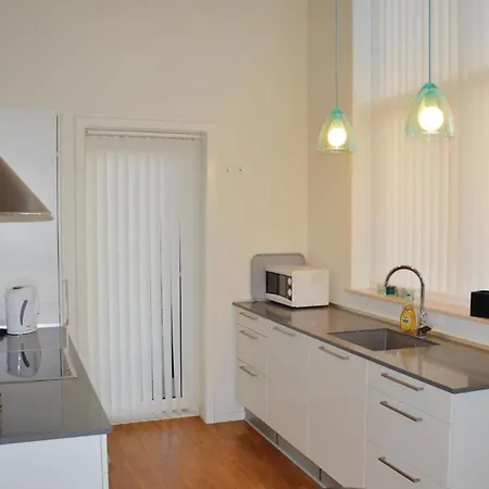 Three Bedroom Holiday In *